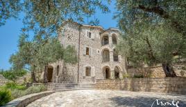 Вилла за 2 850 000 евро в Режевичах, Черногория