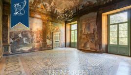 Апартаменты за 2 280 000 евро в Брешии, Италия