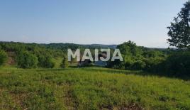 Земля за 1 564 666 евро в Слуне, Хорватия