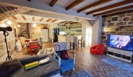 Апартаменты за 275 000 евро в Херцег-Нови, Черногория