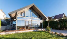 Вилла за 420 000 евро в Каваче, Черногория