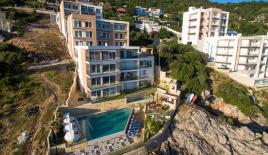 Апартаменты за 235 000 евро в Добра Воде, Черногория