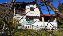 Дом за 50 000 евро в Логатеце, Словения