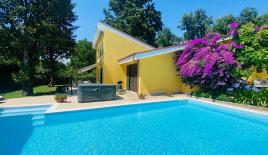 Вилла за 1 900 000 евро в Ольджате, Италия