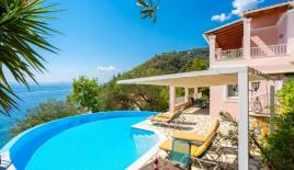 Дом за 2 250 000 евро на Ионических островах, Греция