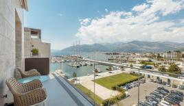 Апартаменты за 650 000 евро в Тивате, Черногория