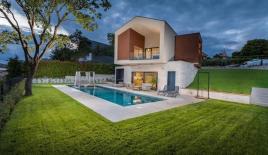 Вилла за 1 200 000 евро в Порече, Хорватия