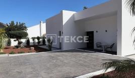 Вилла за 995 000 евро в Альтеа, Испания