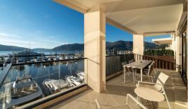 Квартира в Тивате, Черногория (цена по запросу)