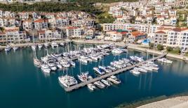 Квартира за 450 000 евро на полуострове Луштица, Черногория