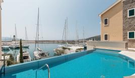 Квартира за 569 000 евро в Тивате, Черногория