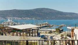 Квартира за 690 000 евро в Тивате, Черногория