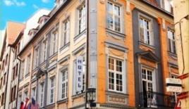 Отель, гостиница за 2 200 000 евро в Риге, Латвия