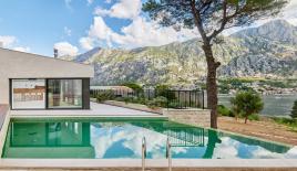 Вилла за 2 200 000 евро в Прчани, Черногория