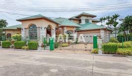 Вилла за 546 005 евро в Паттайе, Таиланд