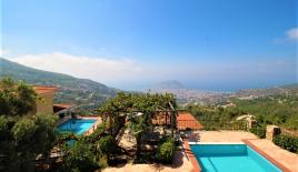 Вилла за 550 000 евро в Алании, Турция