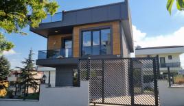 Коттедж за 270 000 евро в Стамбуле, Турция