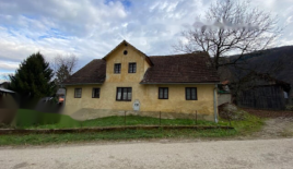 Дом за 68 292 евро в Камнике, Словения