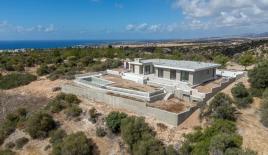 Бунгало за 1 700 000 евро в Пафосе, Кипр