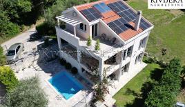 Дом за 749 000 евро в Херцег-Нови, Черногория