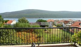 Апартаменты за 299 000 евро в Дженовичах, Черногория