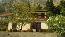 Коттедж за 527 000 евро в Которе, Черногория