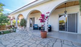 Вилла за 480 000 евро в Лимасоле, Кипр