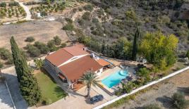 Вилла за 1 800 000 евро в Пафосе, Кипр