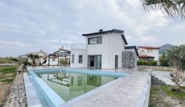 Вилла за 400 000 евро в Кючюк Еренкое, Кипр