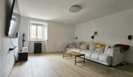 Квартира за 315 000 евро в Пиране, Словения