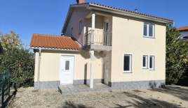 Дом за 797 615 евро в Изоле, Словения