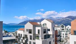 Квартира за 720 000 евро в Тивате, Черногория