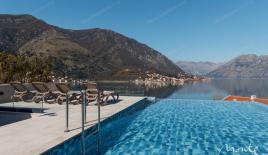 Апартаменты за 750 000 евро в Доброте, Черногория