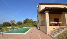 Вилла за 550 000 евро в Нарни, Италия