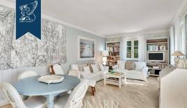 Апартаменты за 2 200 000 евро в Форте деи Марми, Италия