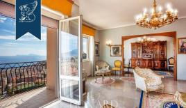 Апартаменты за 1 480 000 евро в Неаполе, Италия