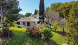 Вилла за 320 000 евро в Каннаре, Италия