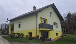 Ферма за 500 000 евро в Апаче, Словения