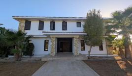 Вилла за 975 000 евро в Ларнаке, Кипр