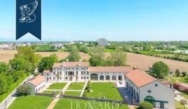 Вилла в Падуе, Италия (цена по запросу)