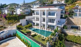 Вилла за 1 550 000 евро в Алании, Турция