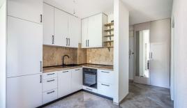 Квартира за 250 000 евро в Тивате, Черногория