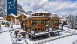 Вилла в Альта Бадии, Италия (цена по запросу)