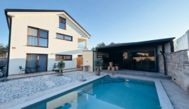 Дом за 1 250 000 евро в Словенска-Бистрице, Словения