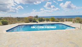 Вилла за 1 300 000 евро в Пафосе, Кипр