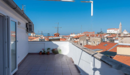 Квартира за 393 000 евро в Пиране, Словения