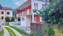 Вилла за 450 000 евро в Прчани, Черногория