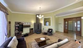 Дом за 500 000 евро в Добра Воде, Черногория