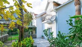 Вилла за 270 000 евро в Ораховаце, Черногория