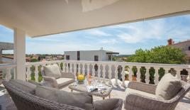 Вилла за 550 000 евро в Медулине, Хорватия